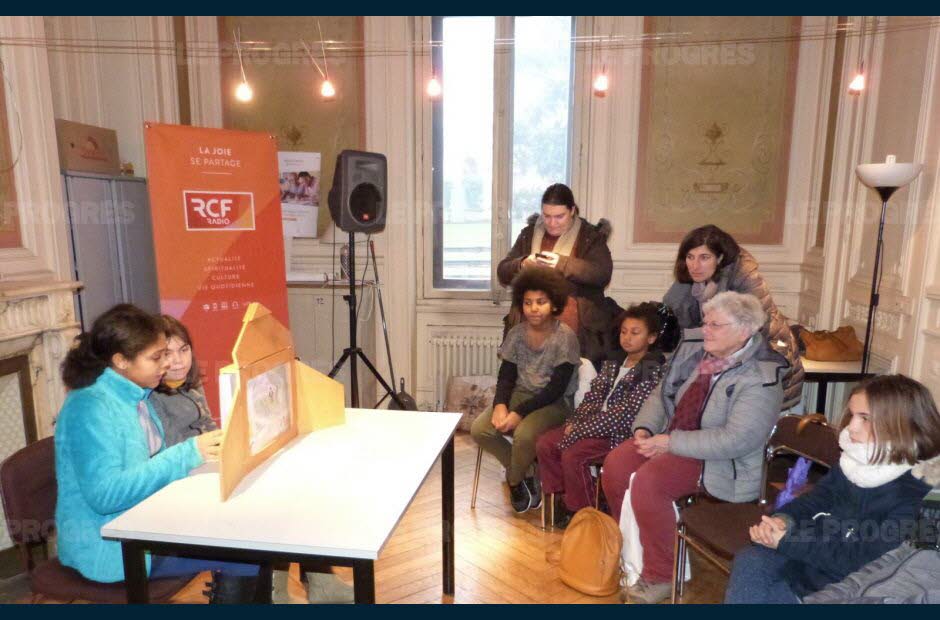 Un Dimanche Plac Sous Le Signe Des Livres MJC De Saint Chamond